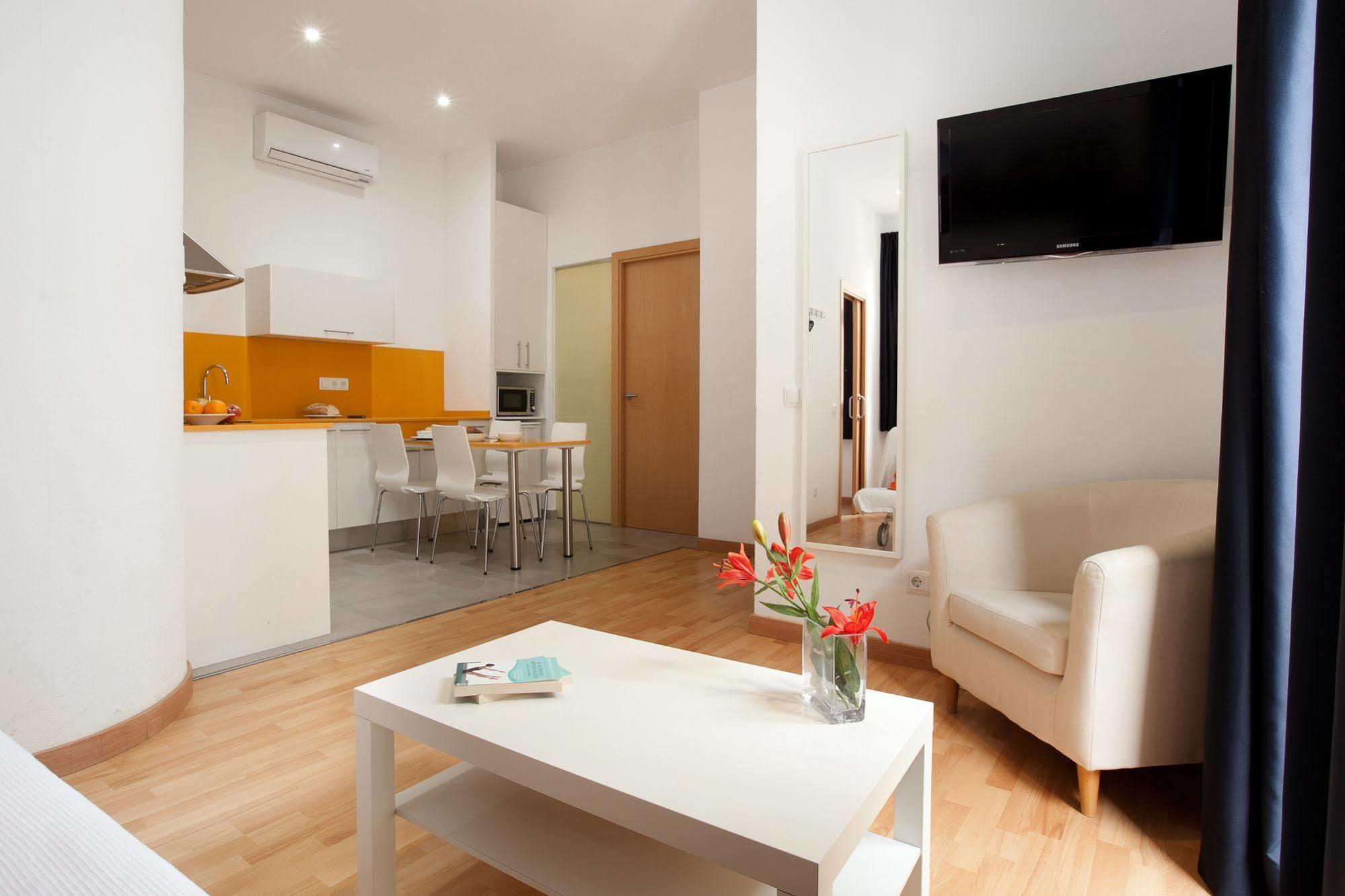Castro Exclusive Residences Gracia Barcelona Buitenkant foto