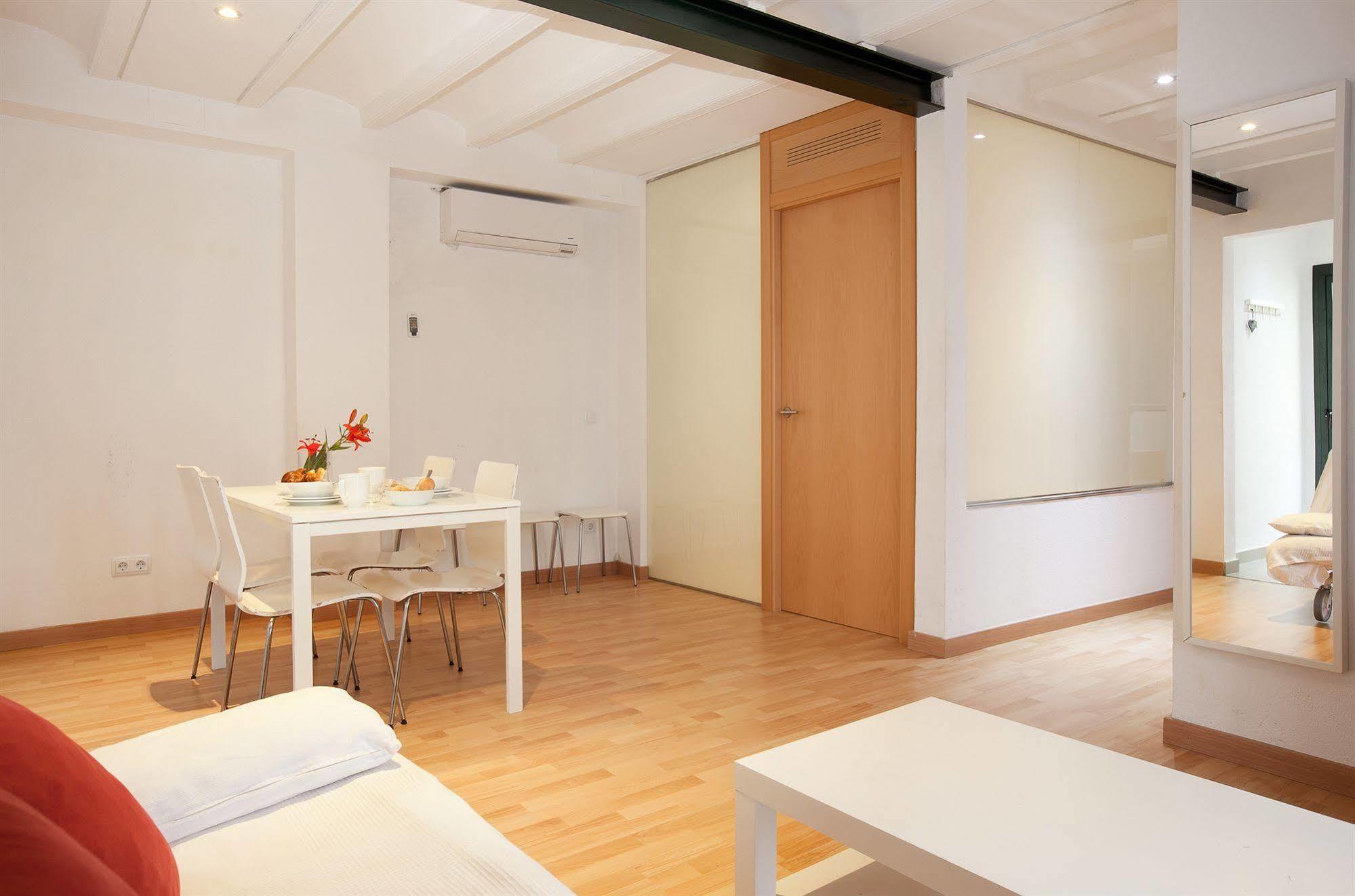 Castro Exclusive Residences Gracia Barcelona Buitenkant foto